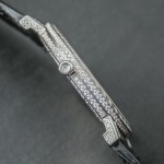 Piaget-Altiplano-900D-Thinnest-Mechanical-Jewelry-Watch-aBlogtoWatch-5